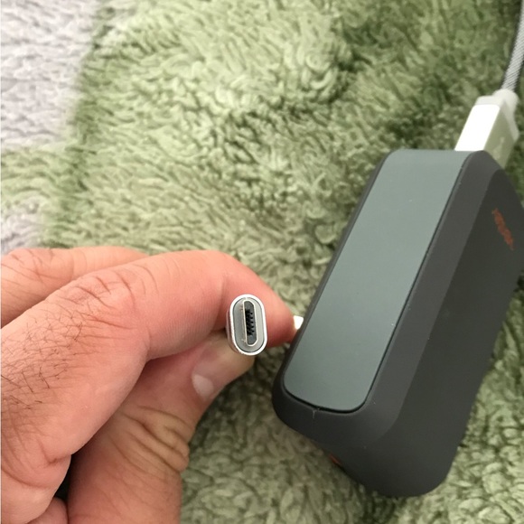 Ventev Wall Charger with Single USB Port + USB-A Cable - Picture 5 of 5